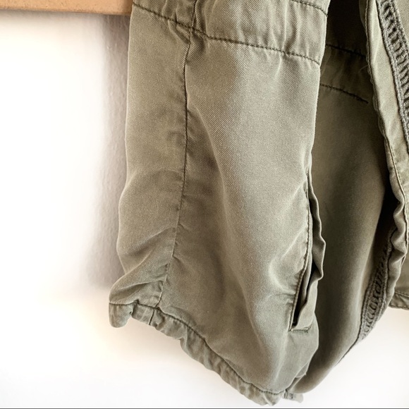 🎉Host Pick🎉 MAX JEANS Olive Green Utility Vest Draped Size Large - Picture 5 of 13